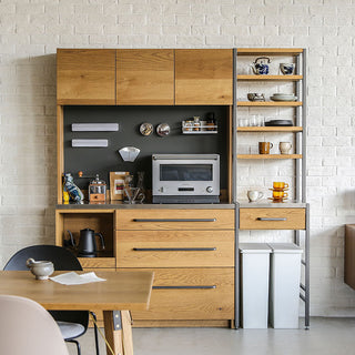 アトランダムと組み合わせでよりフレキシブルに。※イメージは120cm+アトランダムシェルフです。