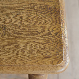 ラッカー塗装を施しています。