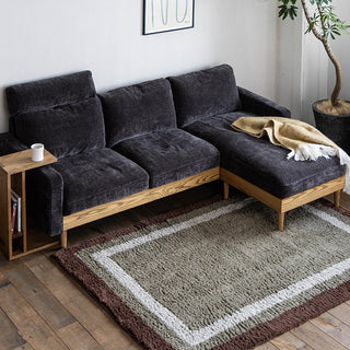 右カウチで組み合わせたイメージ。