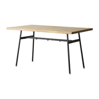 クッパ ダイニングテーブル