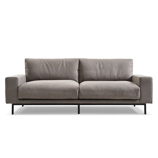 お掃除ロボットも使える高さ設計です。※事前にサイズを確認してご使用ください。