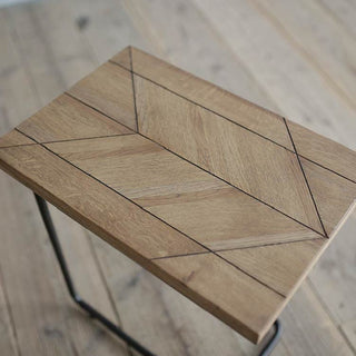 チャイ サイドテーブル