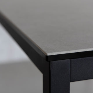 モルダ ダイニングテーブル