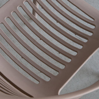 ティーグチェア