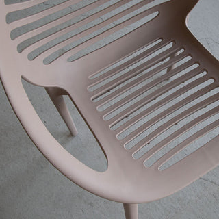 ティーグチェア