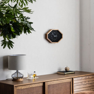 ヴィンテージクロックの様な味があります