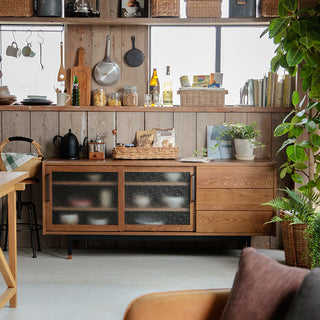 普遍的で空間に溶け込むようなデザインが魅力