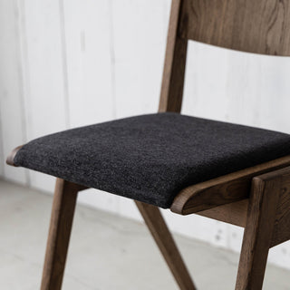 ハイド ダイニングチェア