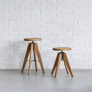 左:ハイタイプ 右:ロータイプ