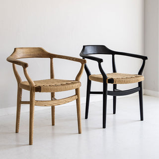 ペーパーコード特有の経年変化を楽しみながら、長く愛用いただきたいチェアです。