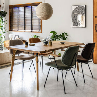 お部屋の広さやテイストに合わせて、自分にぴったりのテーブルを作れます。