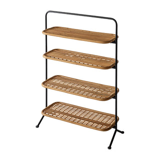 4段式のラタンシェルフ