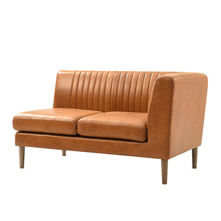 リビングでもダイニングでも使用できるカジュアルなソファ