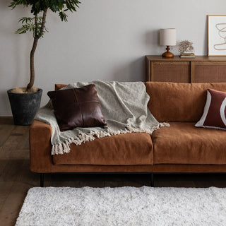 リサイクルコットン100%で作られた、やわらかな肌触りのマルチカバー。