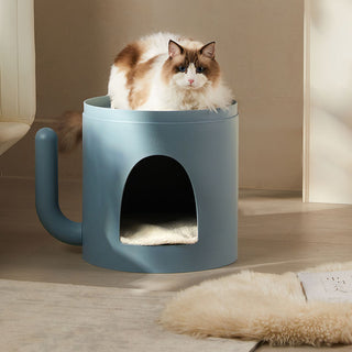 ペットハウスの上部はフラットになっていて、ペットが上に乗ったり、くつろいだりできます。