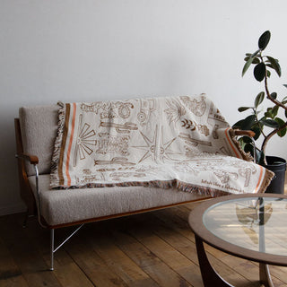 クリーム×ブラウンでお部屋になじみやすいカラーです