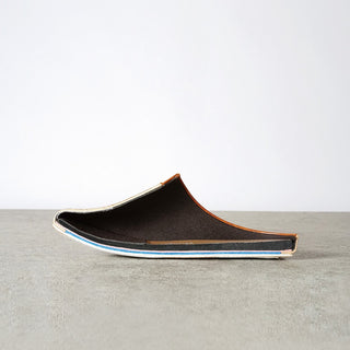 内側にメッシュ素材を使用しているので、暑い日や長いおうち時間でもさらっと快適。