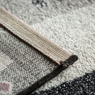 厚すぎず、薄すぎず、ちょうどよい厚みなので1年中快適に使えます。