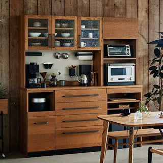 アレンジの自由度と収納力が高く、キッチンに求められる機能を盛り込んだアイテム。※イメージは120cm+60cmダストです。