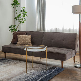 高さを抑えた設計のため、限られたスペースでも圧迫感がなく、お部屋を広く見せてくれます。もスッキリとしたモダンなフォルムを実現。