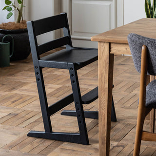 コーディネートしやすい、選べる２色展開。