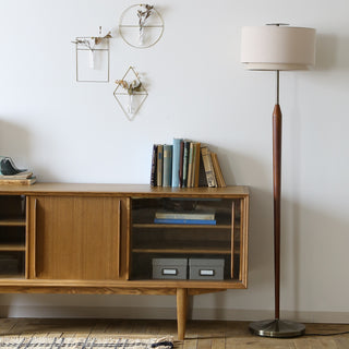 スヴァンテ フロアランプ