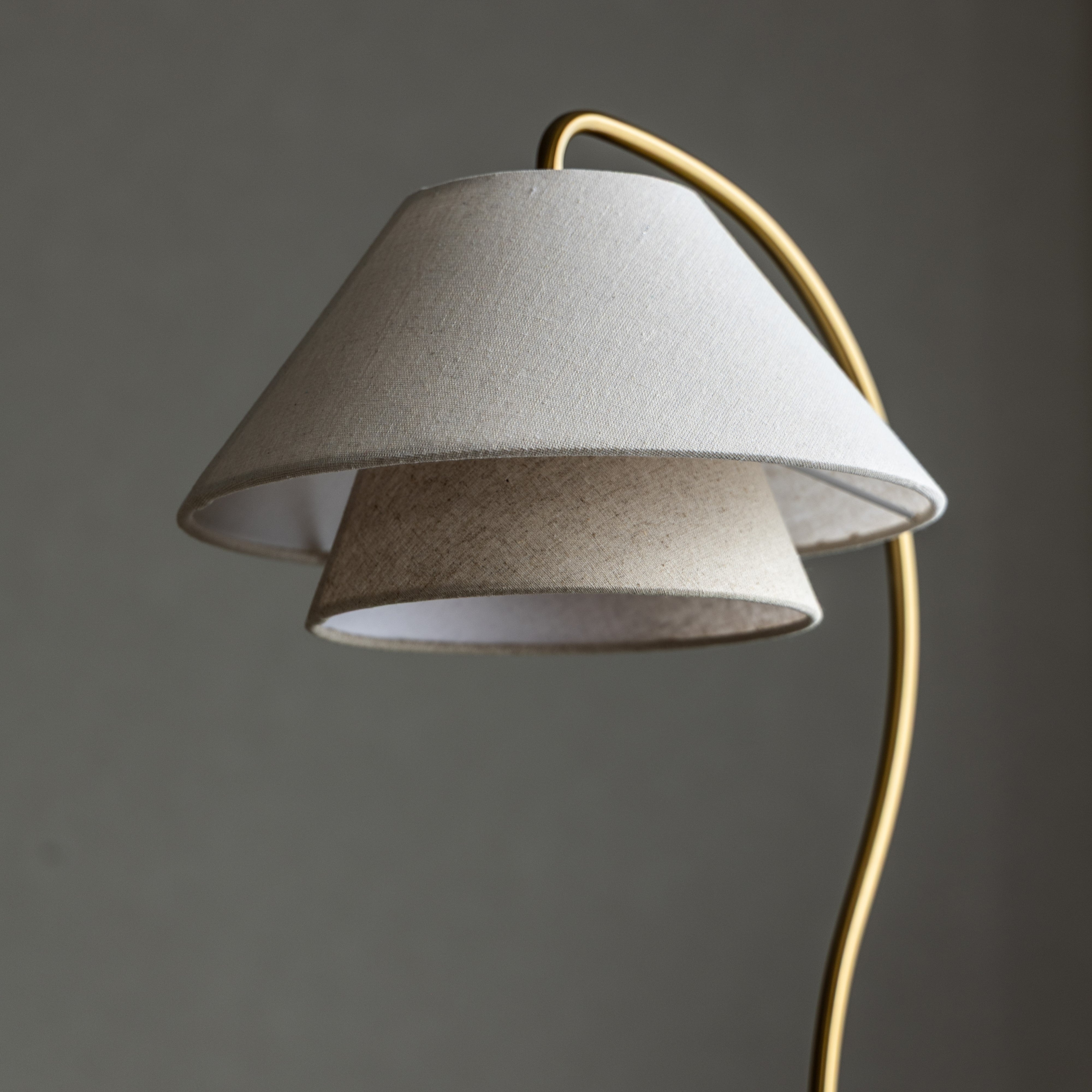 ネルケ フロアランプ | 家具・インテリア通販サイト CRASH GATE