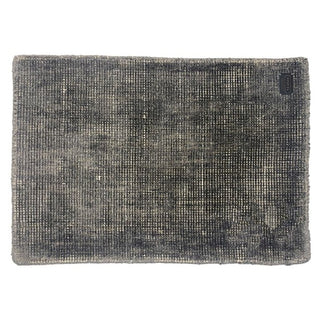 光沢感、深みのある色味が印象的なアトランティックラグ。