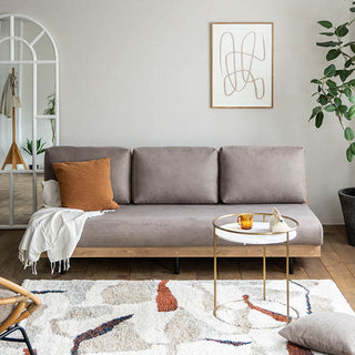 リビングの中央に置いても違和感のないスタイリッシュなデザインが特徴です。