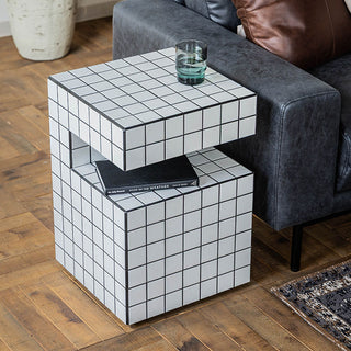 置くだけでモダンで遊び心のある空間に◎