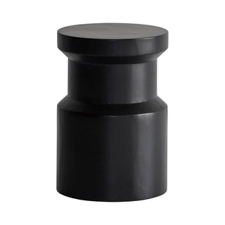 テーブル・スツールとしての使用は想定しておりません。オブジェとしてご使用ください。