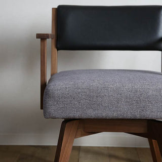 カイン 回転式ダイニングチェア 肘付