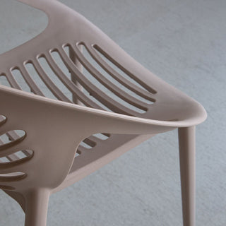 ティーグチェア