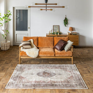 年代もののヴィンテージラグのような風合いが魅力。