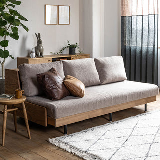 座面を引き出して調節できるソファベッド ハスキー。