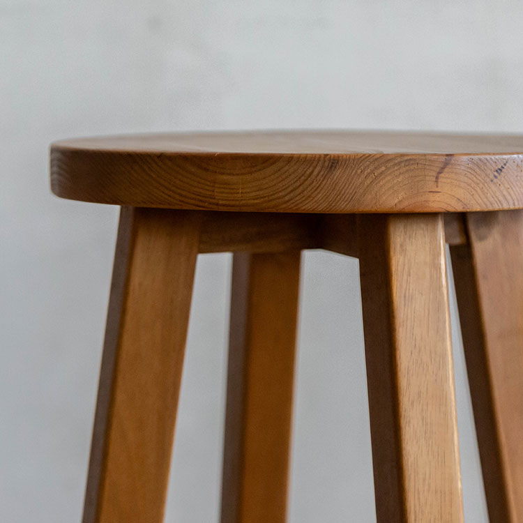 古い装飾のついたスツール 古い装飾のついたスツール （Stool 60 スツール60｜Artek）