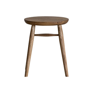 木のぬくもりを存分に感じられるスツール