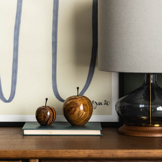 天然石が生む模様が美しい、ずっと眺めていたくなるオブジェです。