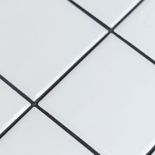 カラーによって目地の色が異なります。