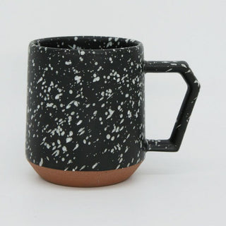 容量は380ml。電子レンジ・食洗機可　/オーブン・直火不可