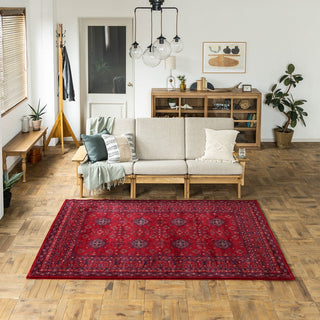 160×230cmサイズは、3人掛けのソファの前にぴったりのサイズ感です。