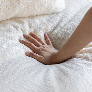 柔らかく心地よい肌触りのループ状の糸を使用しています。