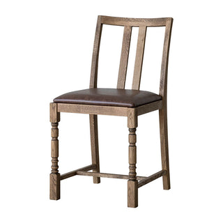 クラシカルな前脚のデザインが特徴的なチェア。