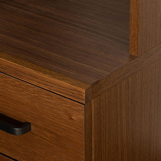 ミドルブラウン色