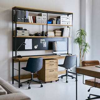 クッション性のある座りで、しっかり腰をホールドしてくれます。