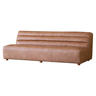 しっかりとした座り心地とボリュームのあるデザイン。