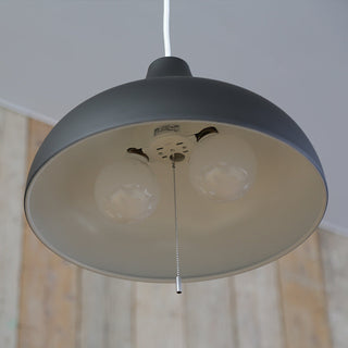 プルスイッチで点灯パターン調整ができ、ナツメ球もつきます。