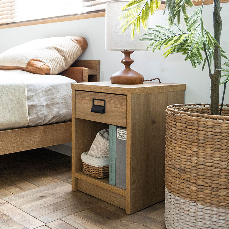 ダストン ナイトテーブル | 家具・インテリア通販サイト CRASH GATE