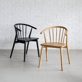 ブラックとライトブラウンの2色展開