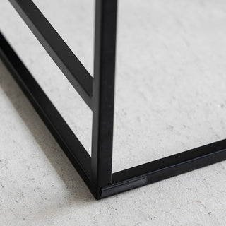 ムスカ サイドテーブル